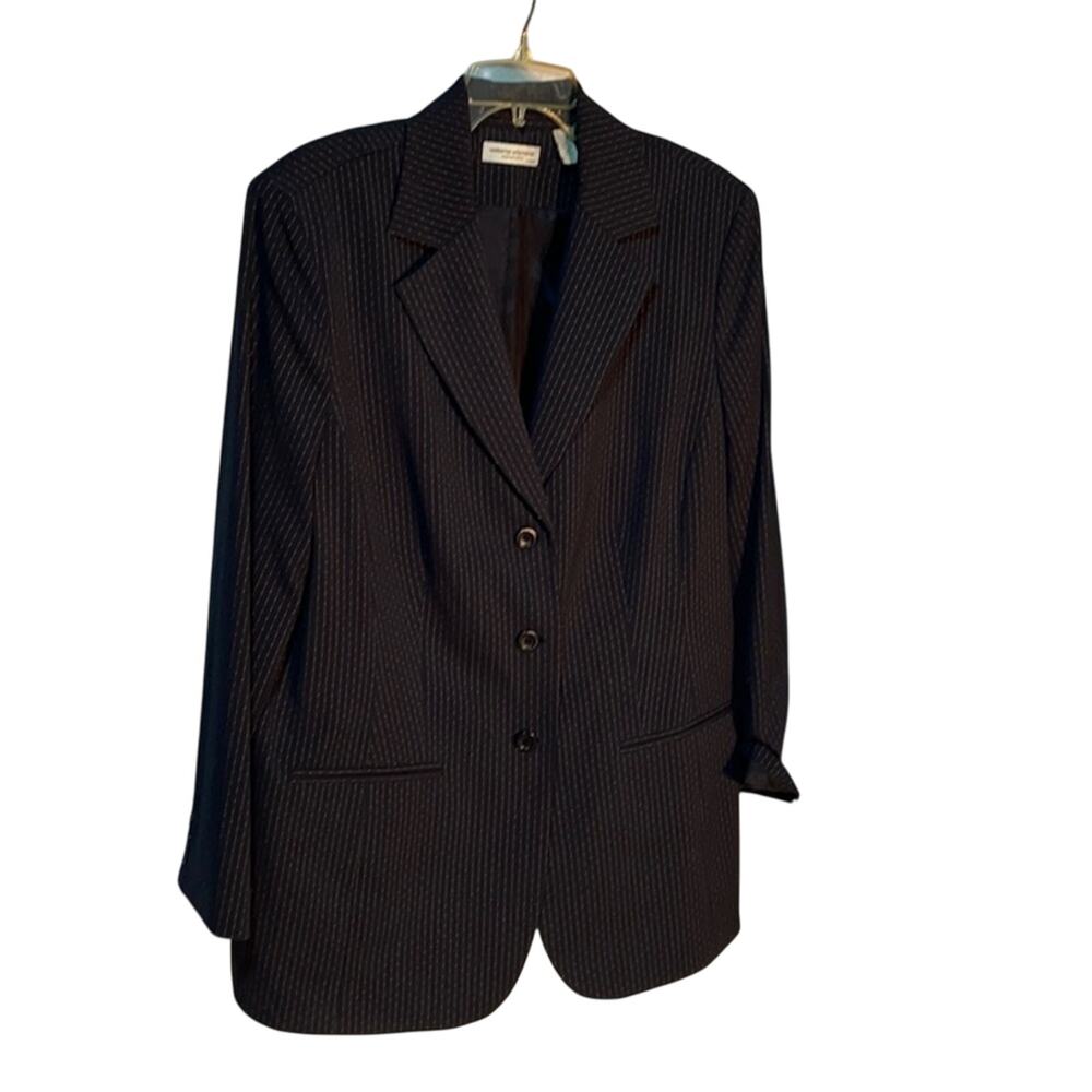 Valerie Steven’s 18w black tan stripe jacket euc